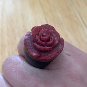 Vintage hand Carved Red Coral Rose and Black Nephrite Size 7 Ring